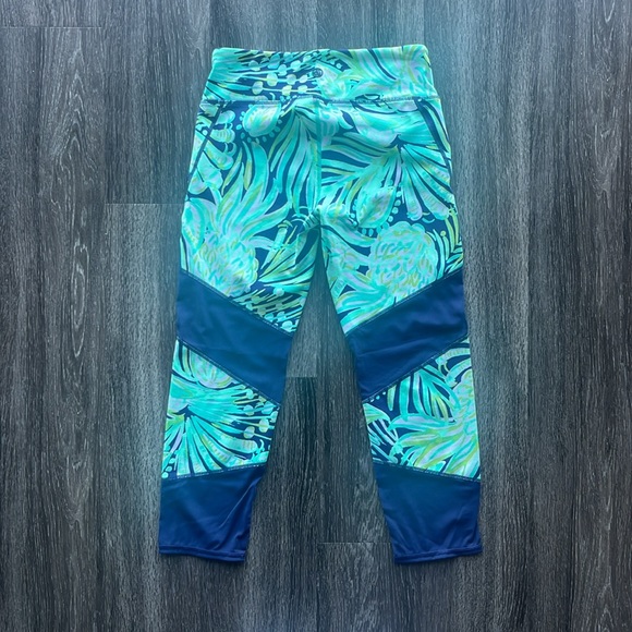 Lilly Pulitzer Thea Cropped Leggings | Party Like a Flock Star | Size S - Picture 3 of 12
